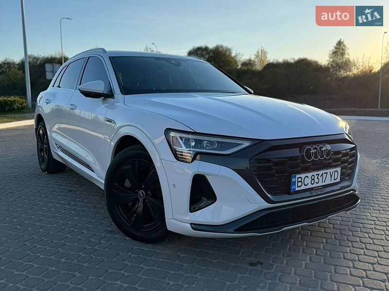 Внедорожник / Кроссовер Audi Q8 e-tron 2023 в Львове