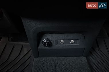 Внедорожник / Кроссовер Audi Q8 e-tron 2023 в Львове