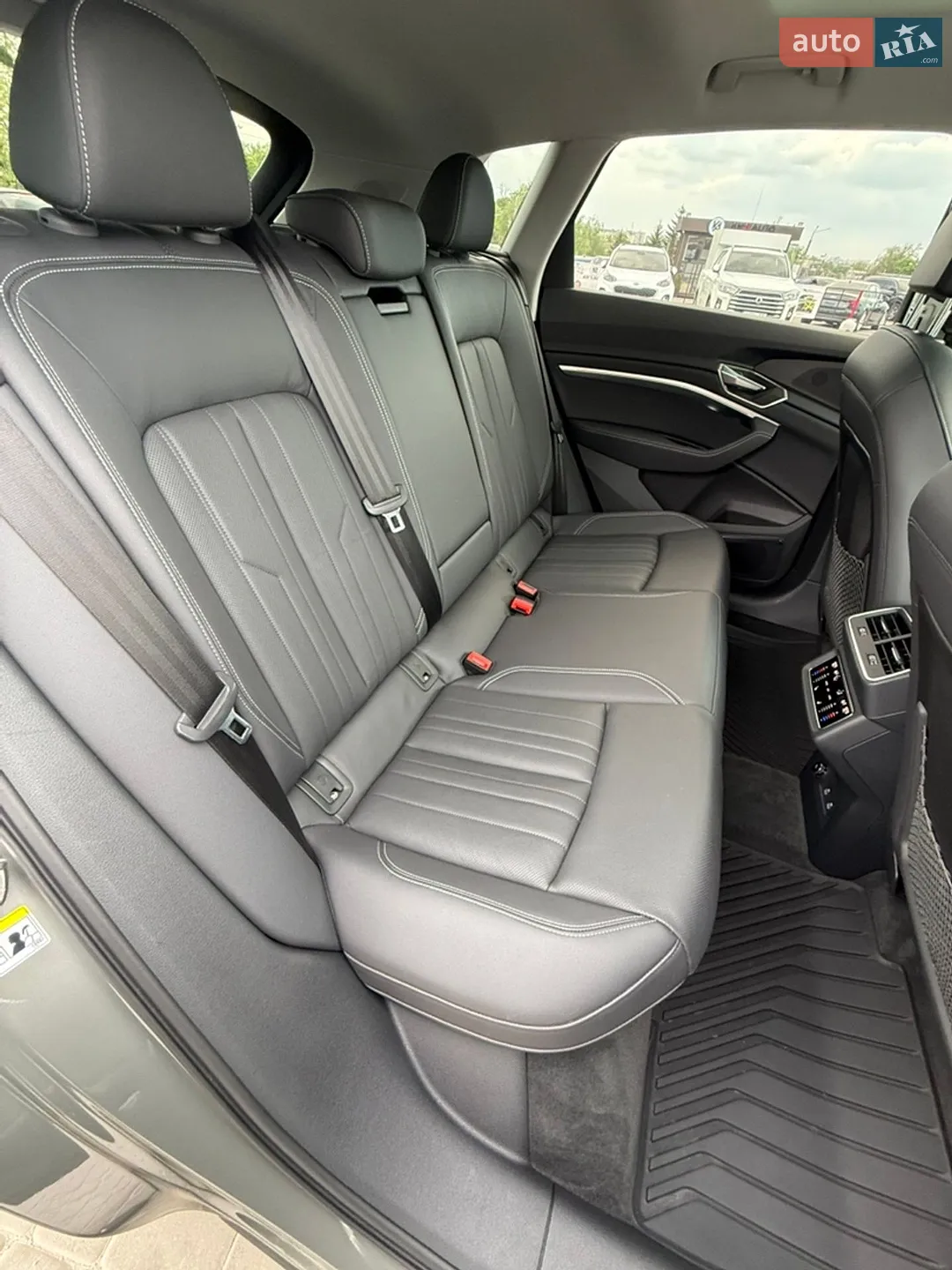 2023 Audi Q8 - мініатюра 28