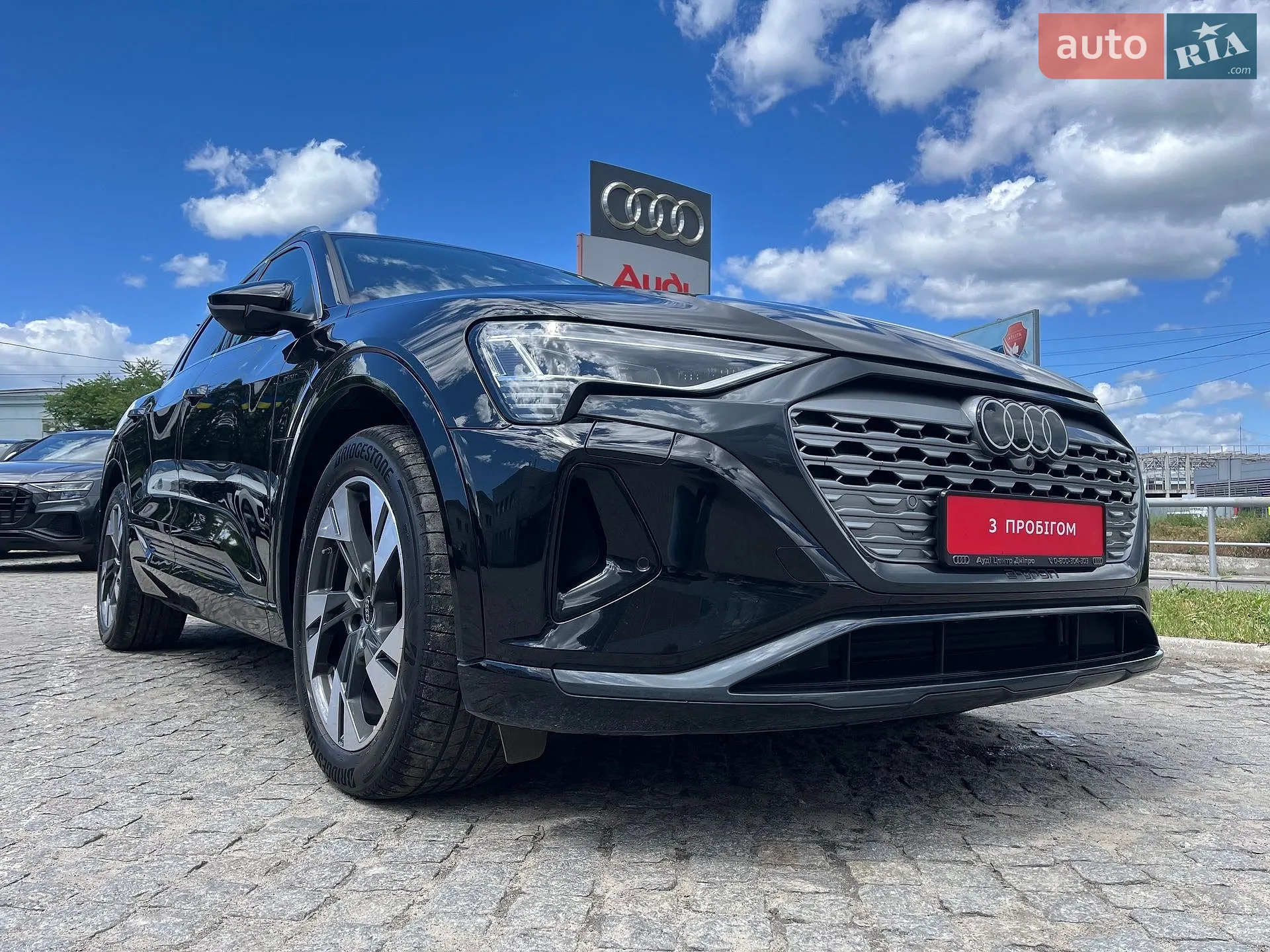 2023 Audi Q8 - фото 1
