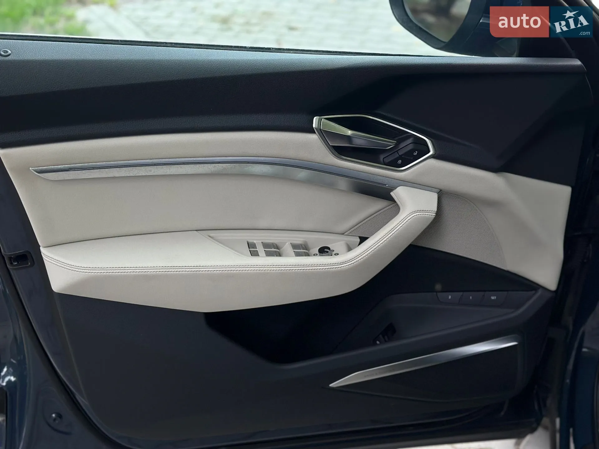 2023 Audi Q8 - мініатюра 25