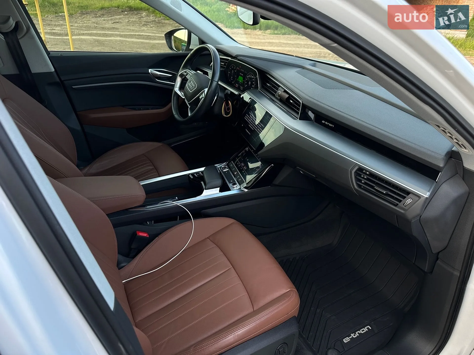 2023 Audi Q8 - мініатюра 18