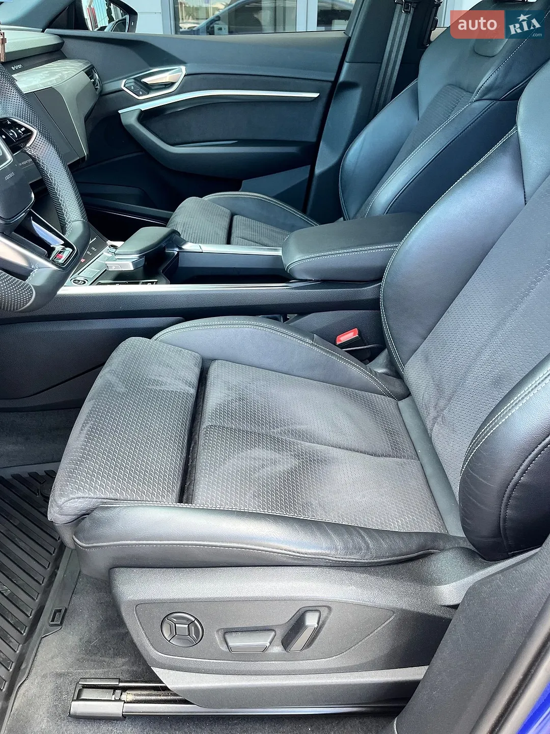 2023 Audi Q8 - мініатюра 17