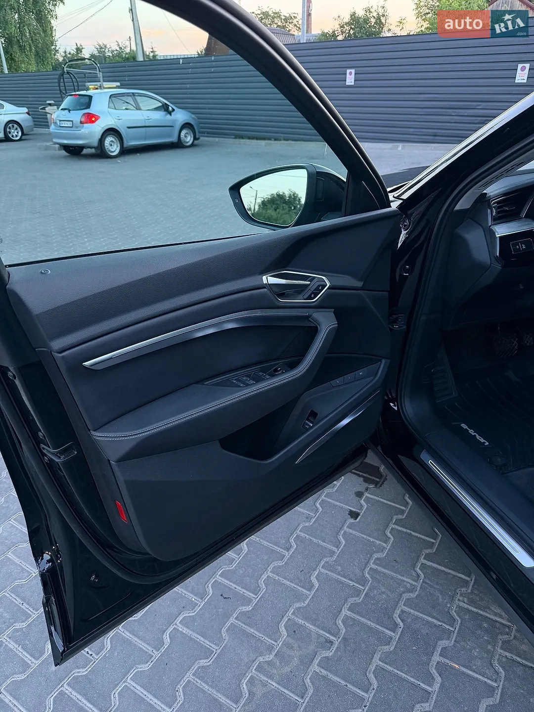 2023 Audi Q8 - мініатюра 8