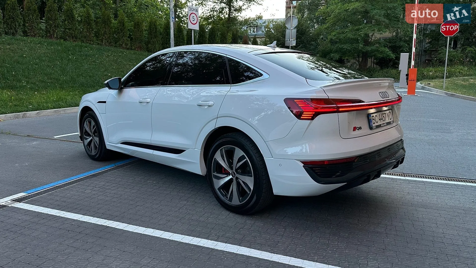 2023 Audi Q8 - мініатюра 3