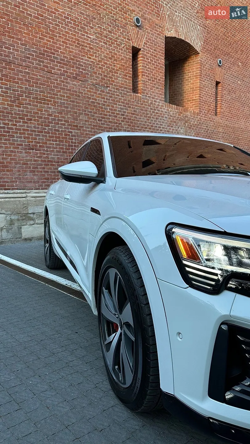 2023 Audi Q8 - мініатюра 9