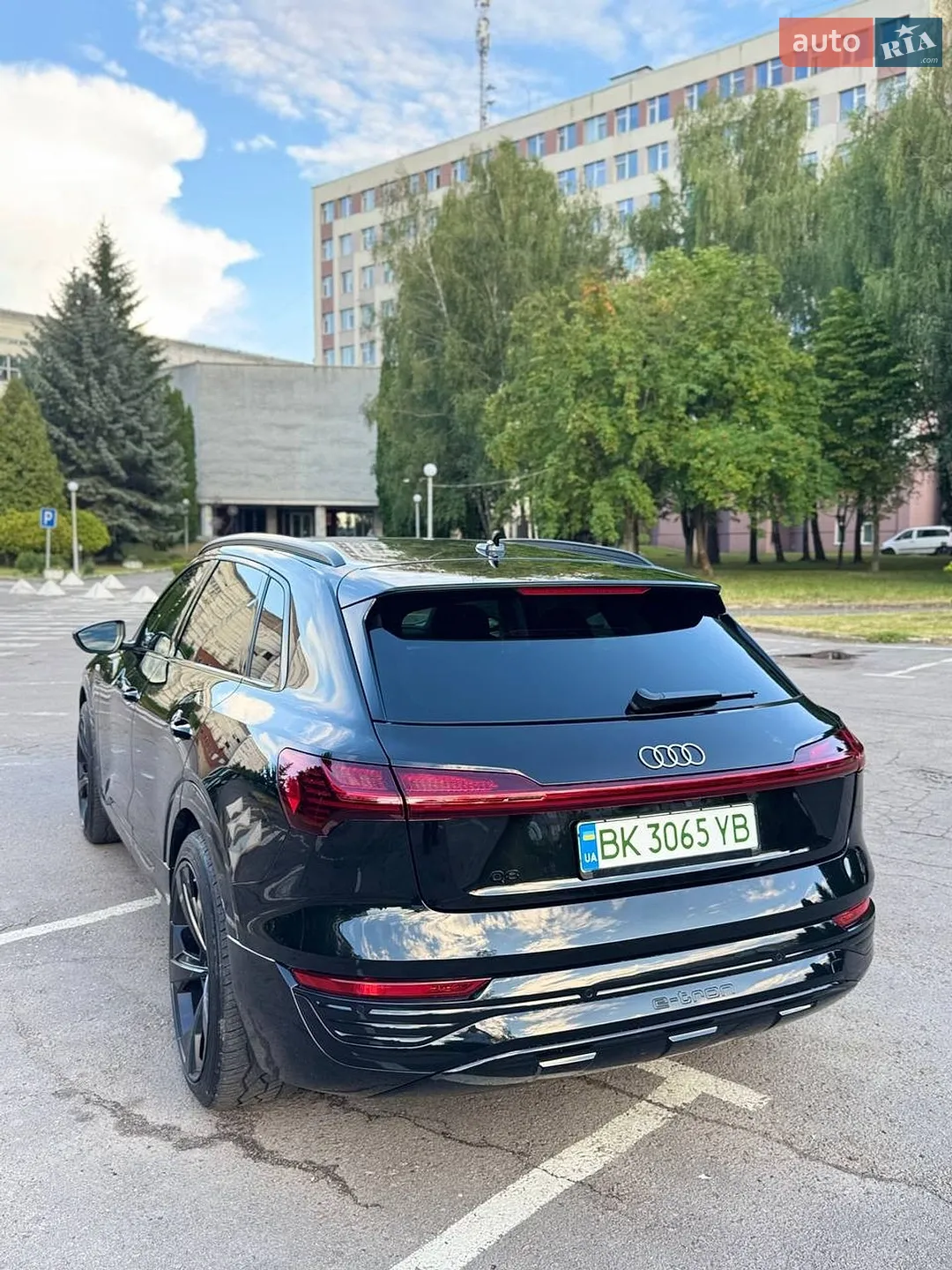 2023 Audi Q8 - мініатюра 33