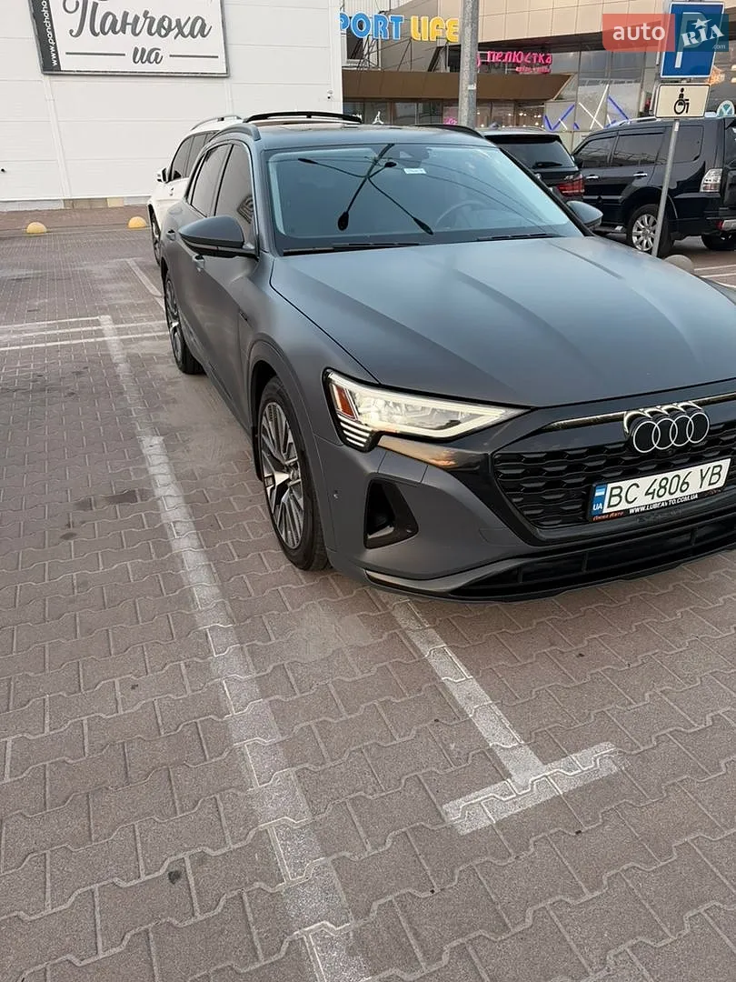 2023 Audi Q8 - мініатюра 4