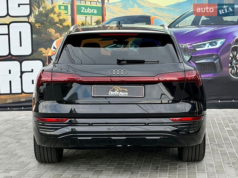 Внедорожник / Кроссовер Audi Q8 e-tron 2023 в Львове