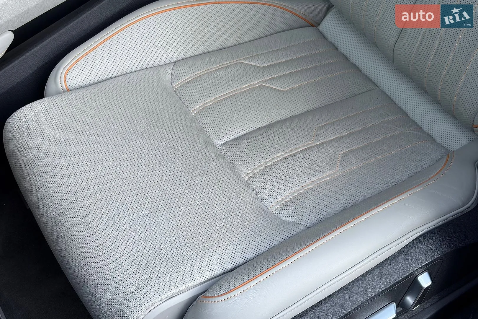 2023 Audi Q8 - мініатюра 13