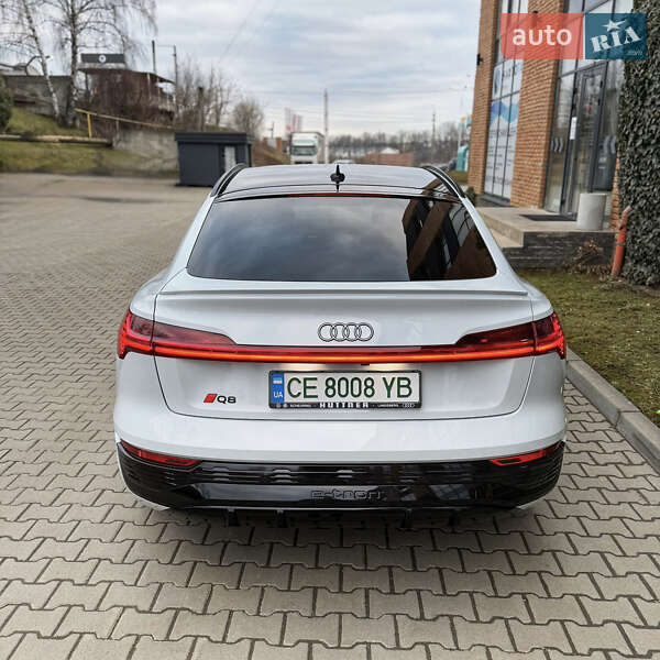 Внедорожник / Кроссовер Audi Q8 Sportback e-tron 2023 в Черновцах