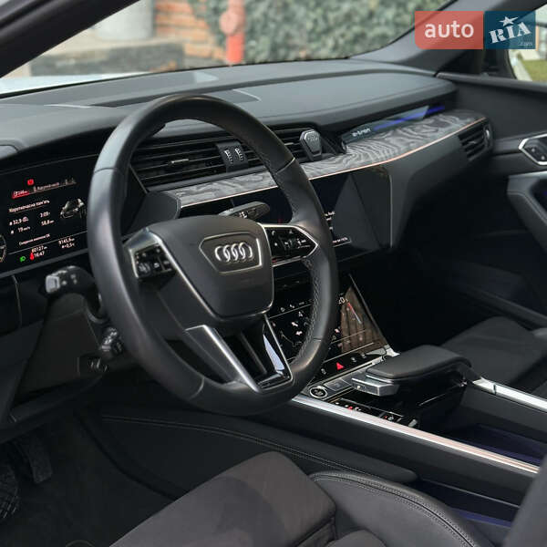 Внедорожник / Кроссовер Audi Q8 Sportback e-tron 2023 в Черновцах
