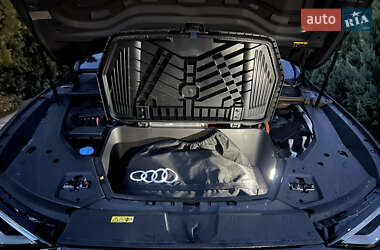 Внедорожник / Кроссовер Audi Q8 Sportback e-tron 2023 в 