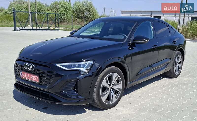 Audi Q8 Sportback e-tron 2023
