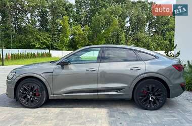 Внедорожник / Кроссовер Audi Q8 Sportback e-tron 2023 в 