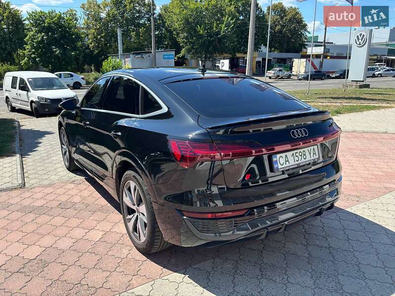 Внедорожник / Кроссовер Audi Q8 Sportback e-tron 2023 в Черкассах