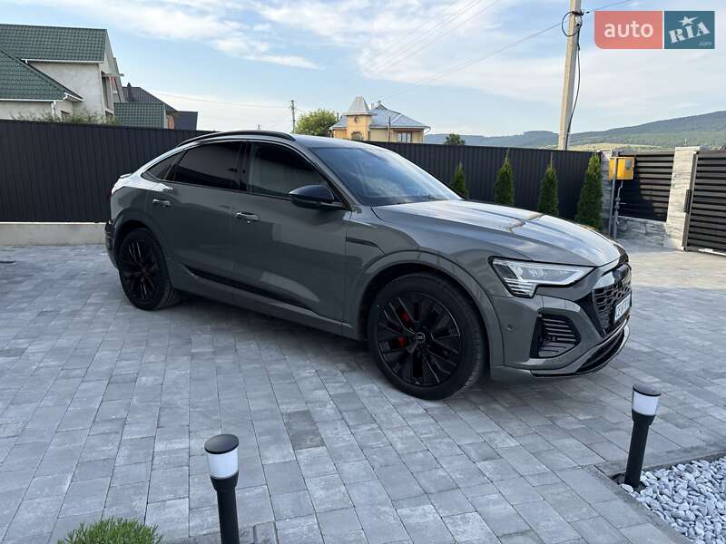 Внедорожник / Кроссовер Audi Q8 Sportback e-tron 2023 в Черновцах