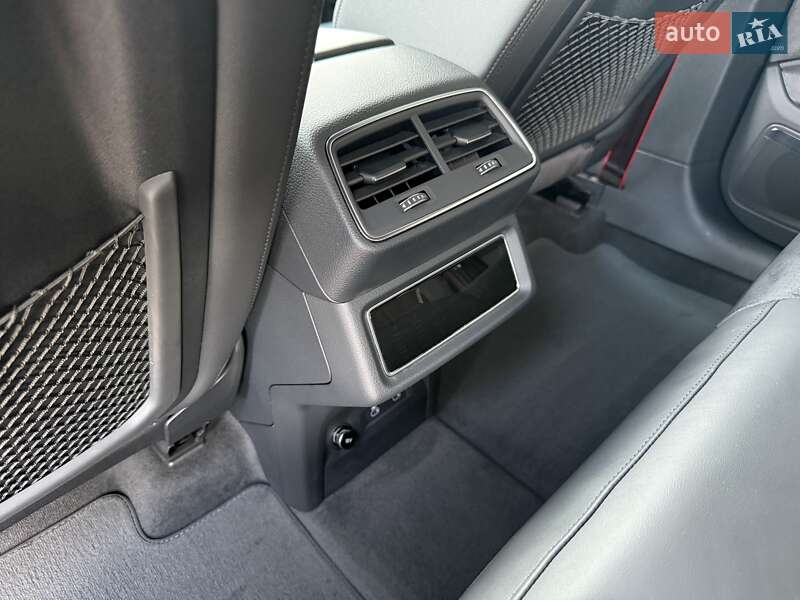 Внедорожник / Кроссовер Audi Q8 Sportback e-tron 2023 в Черновцах