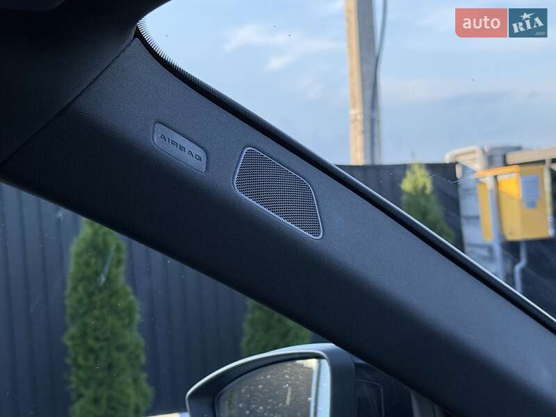 Внедорожник / Кроссовер Audi Q8 Sportback e-tron 2023 в Черновцах