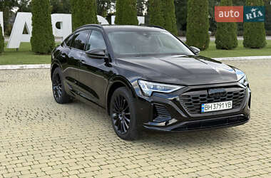 Внедорожник / Кроссовер Audi Q8 Sportback e-tron 2023 в 
