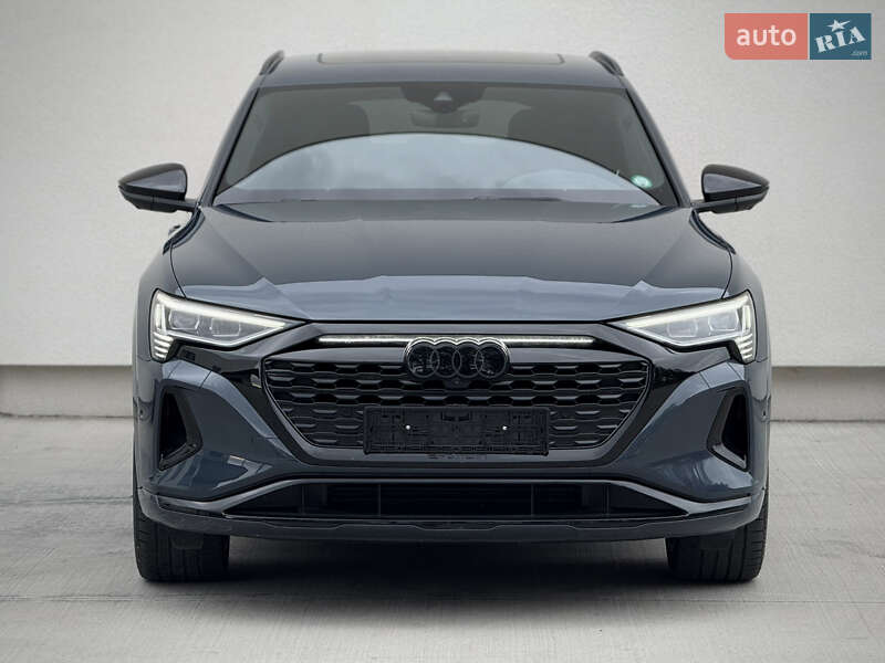 Позашляховик / Кросовер Audi Q8 Sportback e-tron 2023 в Луцьку фото 30 Позашляховик / Кросовер Audi Q8 Sportback e-tron 2023 в Луцьку