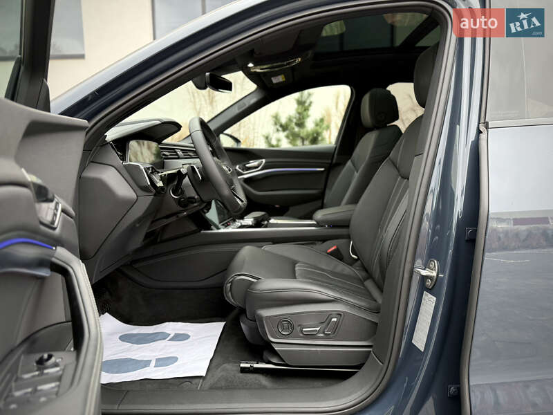 Позашляховик / Кросовер Audi Q8 Sportback e-tron 2023 в Луцьку фото 70 Позашляховик / Кросовер Audi Q8 Sportback e-tron 2023 в Луцьку