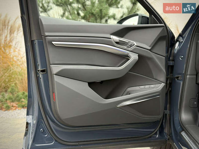 Позашляховик / Кросовер Audi Q8 Sportback e-tron 2023 в Луцьку фото 83 Позашляховик / Кросовер Audi Q8 Sportback e-tron 2023 в Луцьку