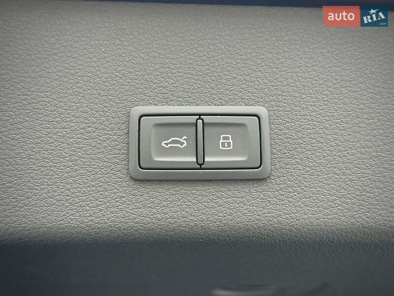 Позашляховик / Кросовер Audi Q8 Sportback e-tron 2023 в Луцьку фото 101 Позашляховик / Кросовер Audi Q8 Sportback e-tron 2023 в Луцьку