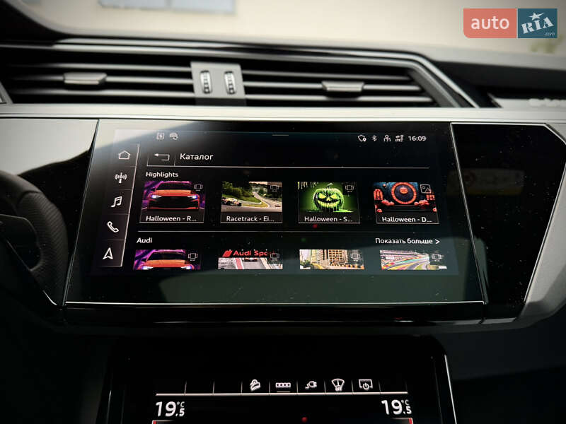 Позашляховик / Кросовер Audi Q8 Sportback e-tron 2023 в Луцьку фото 122 Позашляховик / Кросовер Audi Q8 Sportback e-tron 2023 в Луцьку