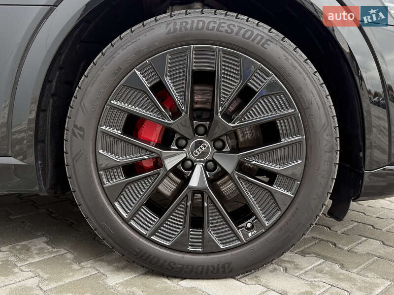 Позашляховик / Кросовер Audi Q8 Sportback e-tron 2023 в Мукачевому фото 18 Позашляховик / Кросовер Audi Q8 Sportback e-tron 2023 в Мукачевому
