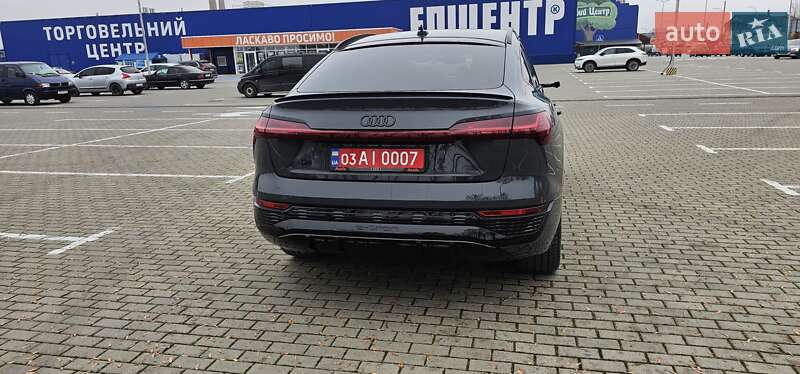 Позашляховик / Кросовер Audi Q8 Sportback e-tron 2024 в Тернополі