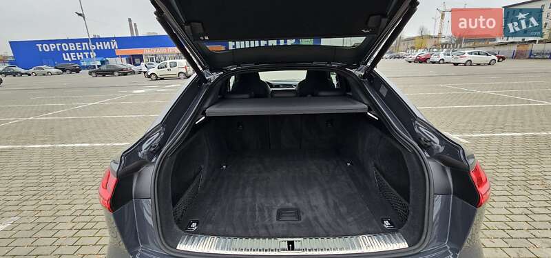Позашляховик / Кросовер Audi Q8 Sportback e-tron 2024 в Тернополі