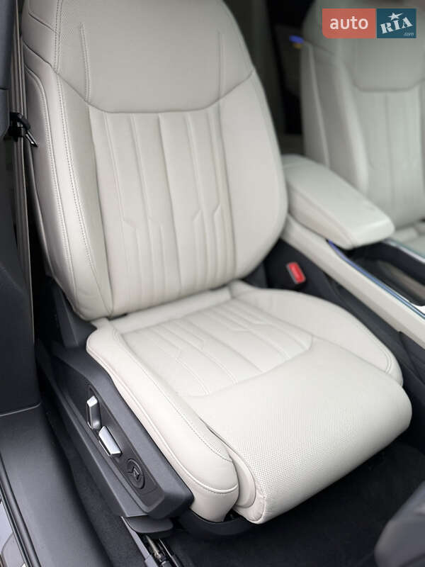 Внедорожник / Кроссовер Audi Q8 Sportback e-tron 2024 в Черновцах