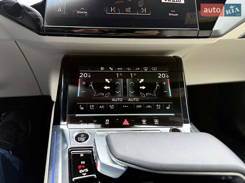 Внедорожник / Кроссовер Audi Q8 Sportback e-tron 2024 в Черновцах