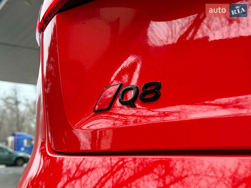 Внедорожник / Кроссовер Audi Q8 Sportback e-tron 2023 в Днепре