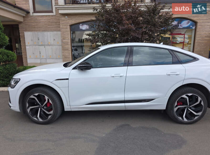 Позашляховик / Кросовер Audi Q8 Sportback e-tron 2023 в Одесі фото Позашляховик / Кросовер Audi Q8 Sportback e-tron 2023 в Одесі