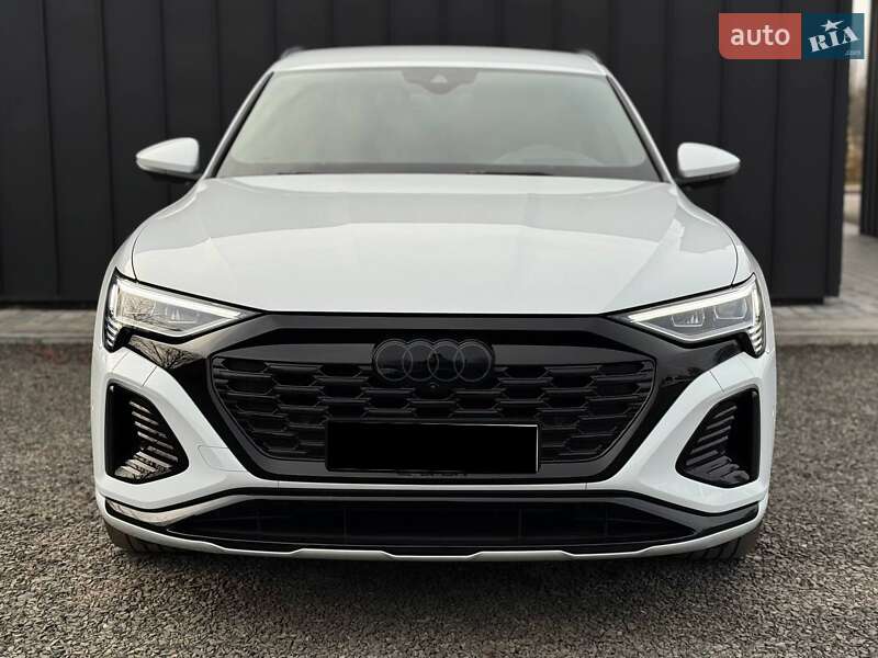 Внедорожник / Кроссовер Audi Q8 Sportback e-tron 2023 в Луцке фото 3 Внедорожник / Кроссовер Audi Q8 Sportback e-tron 2023 в Луцке