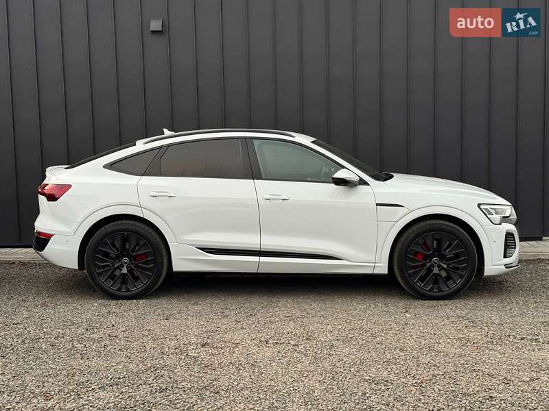 Внедорожник / Кроссовер Audi Q8 Sportback e-tron 2023 в Луцке фото 10 Внедорожник / Кроссовер Audi Q8 Sportback e-tron 2023 в Луцке
