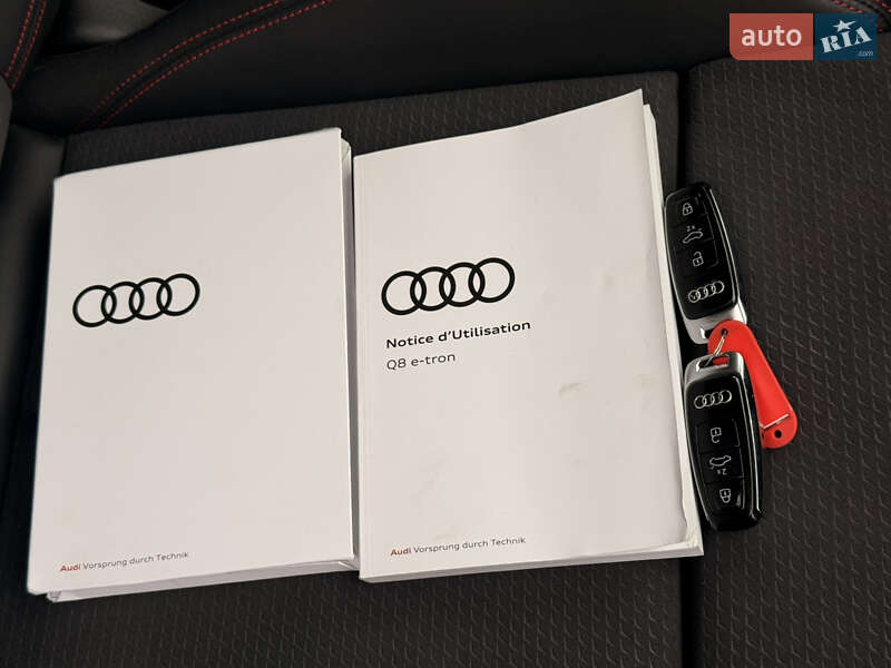 Внедорожник / Кроссовер Audi Q8 Sportback e-tron 2023 в Луцке