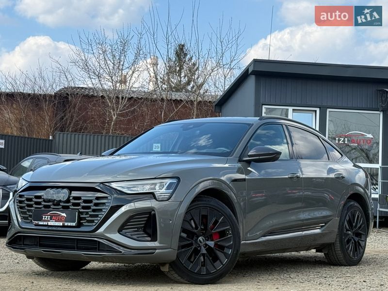 Внедорожник / Кроссовер Audi Q8 Sportback e-tron 2023 в Луцке