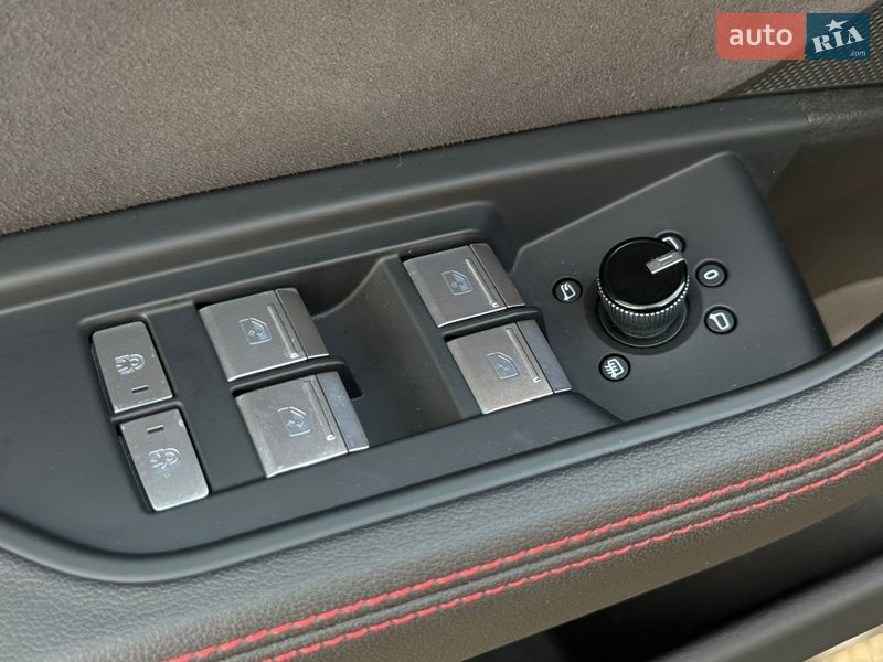 Внедорожник / Кроссовер Audi Q8 Sportback e-tron 2023 в Луцке