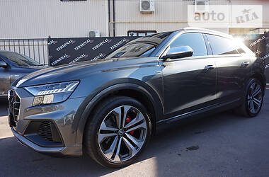 Позашляховик / Кросовер Audi Q8 2018 в  фото 10 Позашляховик / Кросовер Audi Q8 2018 в