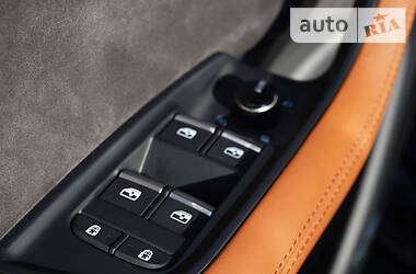 Позашляховик / Кросовер Audi Q8 2018 в  фото 45 Позашляховик / Кросовер Audi Q8 2018 в
