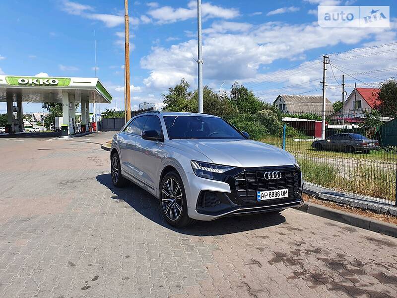 Позашляховик / Кросовер Audi Q8 2018 в Івано-Франківську
