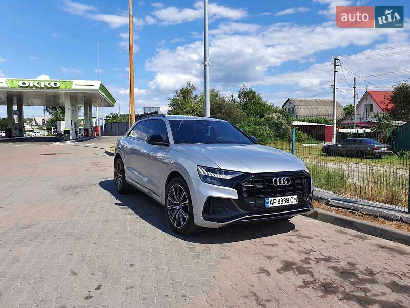 Внедорожник / Кроссовер Audi Q8 2018 в Ивано-Франковске