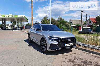 Позашляховик / Кросовер Audi Q8 2018 в Івано-Франківську