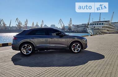 Внедорожник / Кроссовер Audi Q8 2018 в Одессе