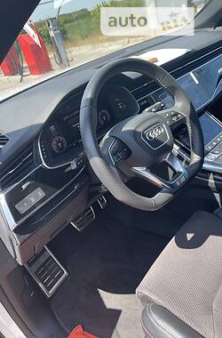 Позашляховик / Кросовер Audi Q8 2019 в Харкові