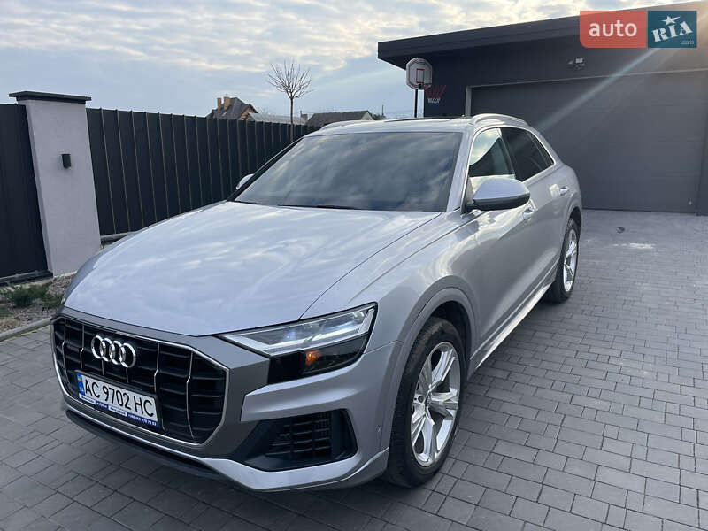 Внедорожник / Кроссовер Audi Q8 2018 в Луцке