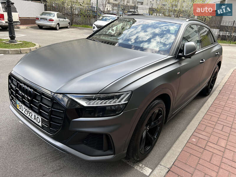 Внедорожник / Кроссовер Audi Q8 2018 в Киеве